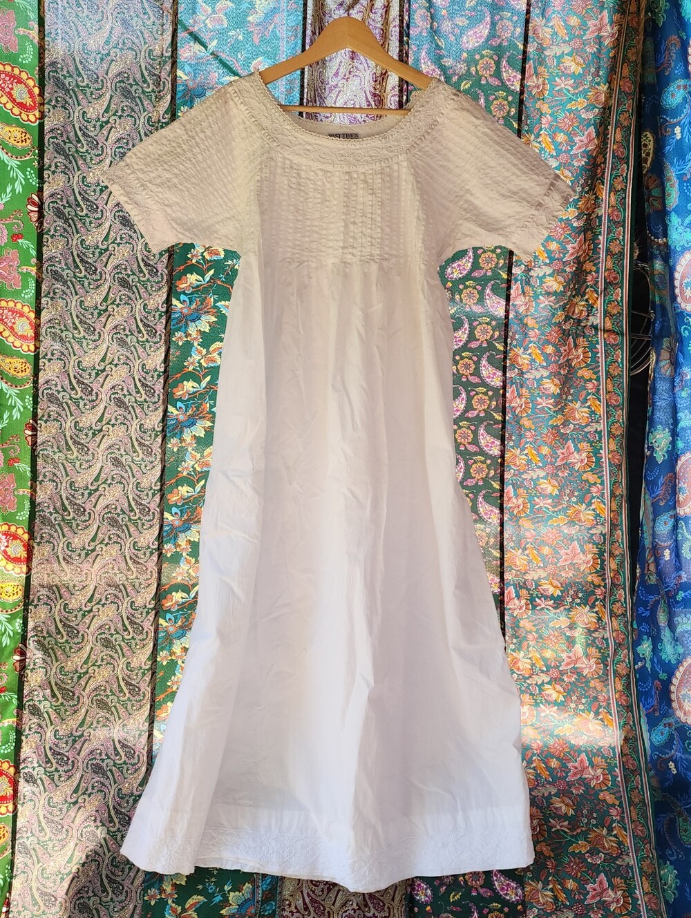 Vintage 100% Cotton Gown